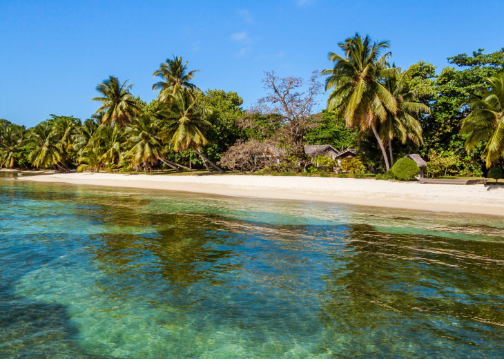 Plage, île de Sainte-Marie, Madagascar