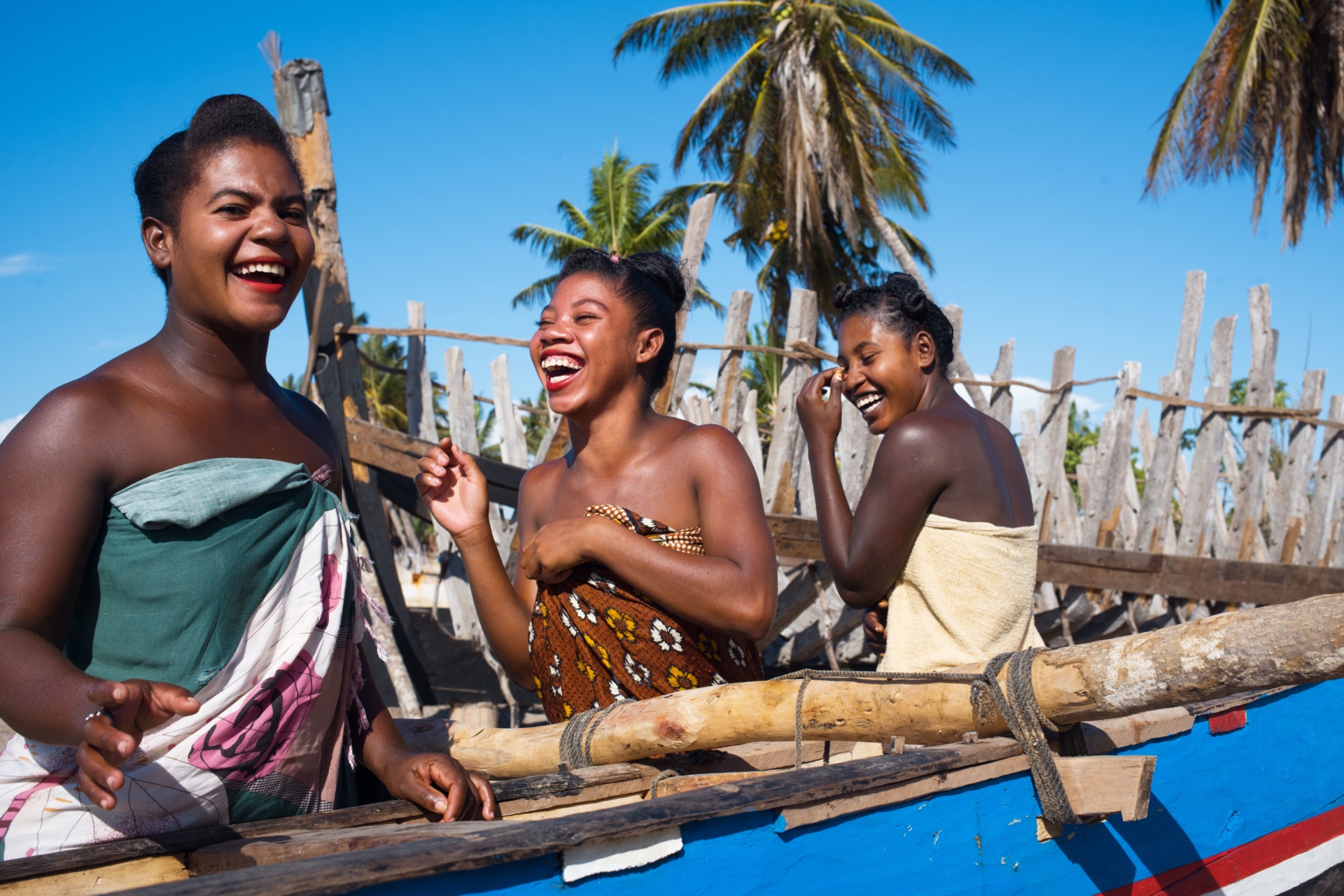 femmes-malgaches-sourire